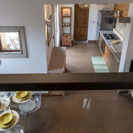 Italian Experience-da Vinci Loft Apartment